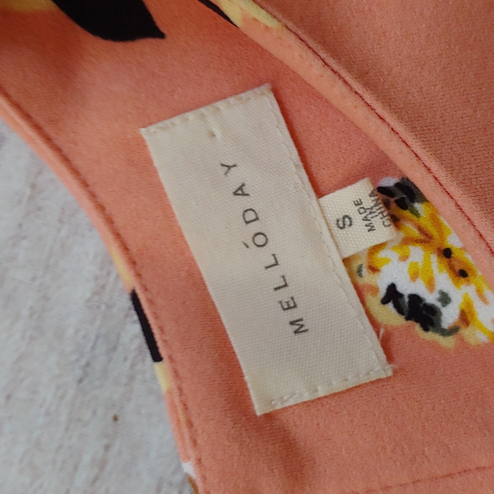 Melloday Anthropologie Peach Floral Blouse | Small - Picture 5 of 8